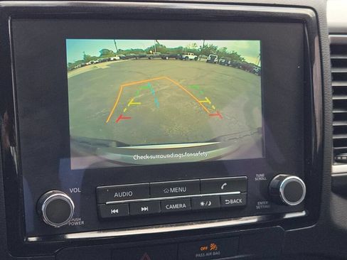 Used 2023 Nissan Frontier SV w/ SV Convenience Package AWD/4WD image 32