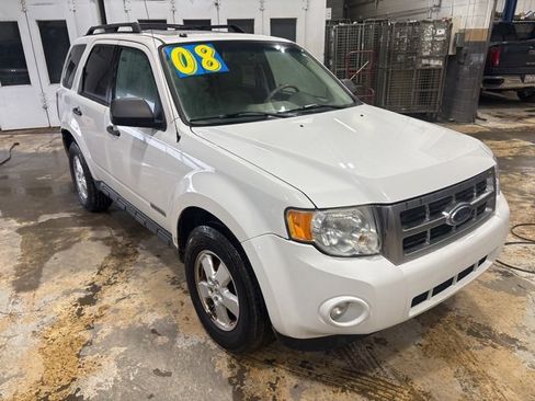 Used 2008 Ford Escape XLT image 1