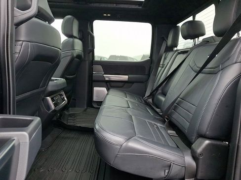 Used 2025 Ford F250 Platinum image 10