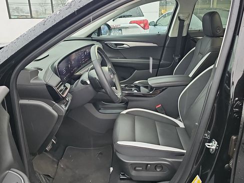 Used 2025 Buick Envision Sport Touring image 6