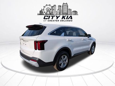 New 2026 Kia Sorento LX FWD image 6