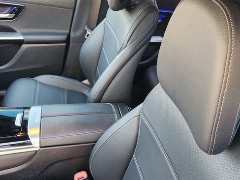 Used 2024 Mercedes-Benz GLC 300 4MATIC image 21