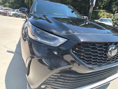 Used 2023 Toyota Highlander XSE AWD/4WD image 21