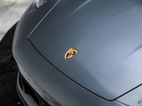 Used 2025 Porsche 911 Carrera image 33