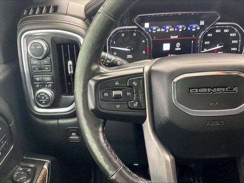 Used 2021 GMC Sierra 2500 Denali w/ Denali Ultimate Package AWD/4WD image 20