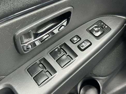Used 2024 Mitsubishi Outlander Sport SE AWD/4WD image 7