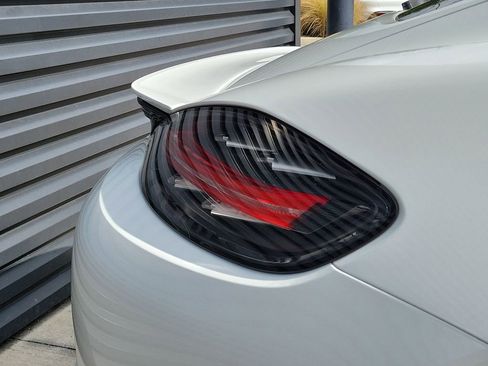 Certified 2019 Porsche 718 Cayman S RWD image 16