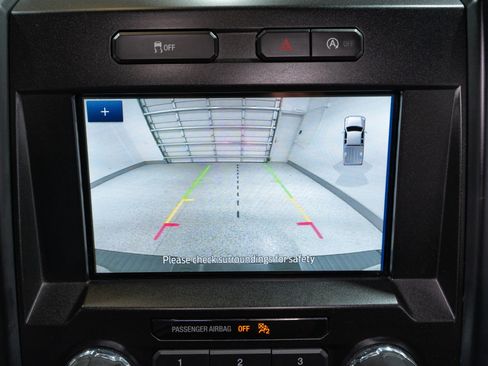 Used 2018 Ford F150 XL w/ Equipment Group 101A Mid AWD/4WD image 19