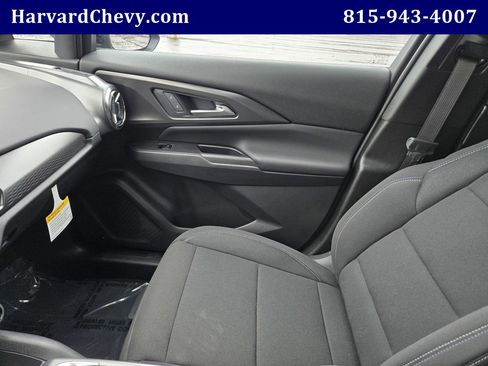 Used 2026 Chevrolet Equinox EV LT w/ Comfort Package image 15