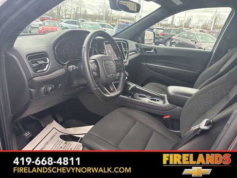 Used 2023 Dodge Durango GT w/ Blacktop Package image 9