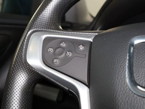 Used 2024 GMC Terrain SLE AWD/4WD image 20