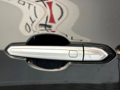 Used 2019 Cadillac CTS AWD Sedan image 40