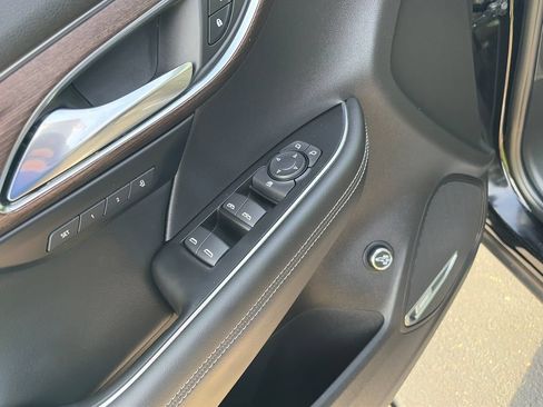 Certified 2023 Buick Envision Avenir AWD/4WD image 29