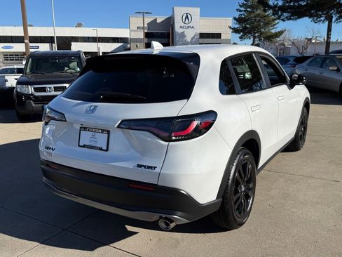 Certified 2026 Honda HR-V Sport image 5