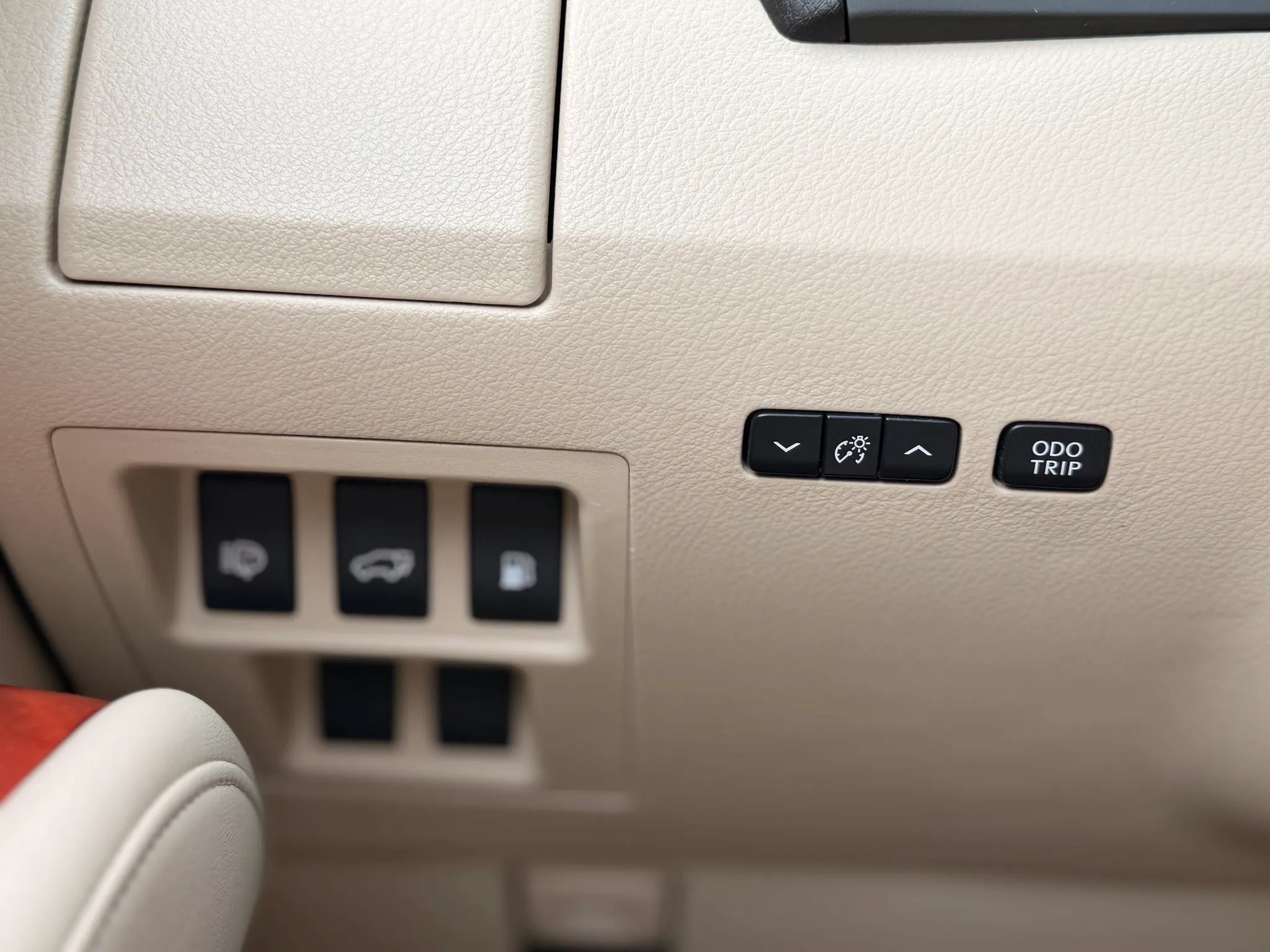 Used 2010 Lexus RX 450h AWD image 40