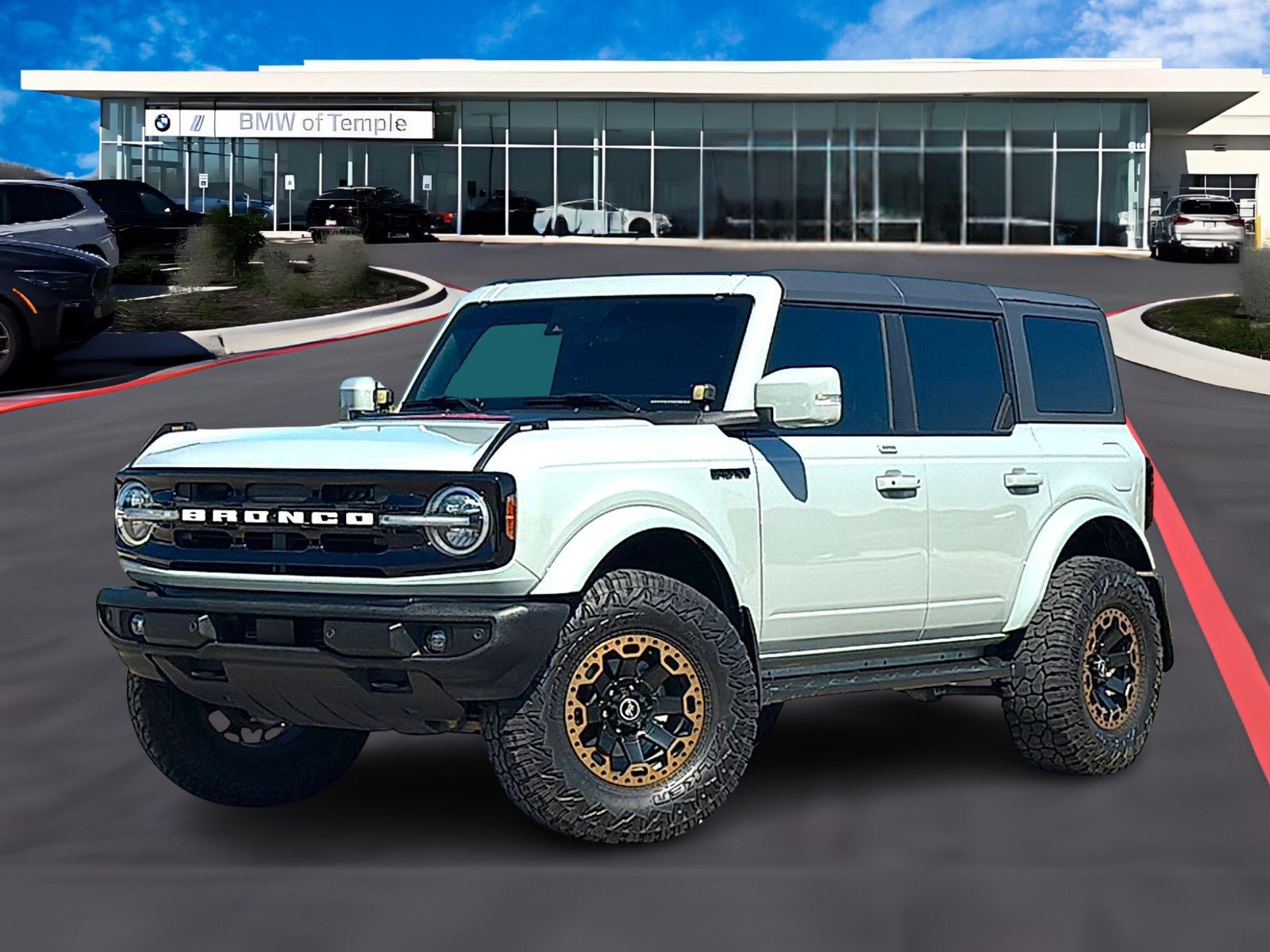 Used 2022 Ford Bronco Outer Banks AWD/4WD image 1