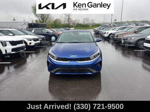 Certified 2024 Kia Forte LXS FWD image 2