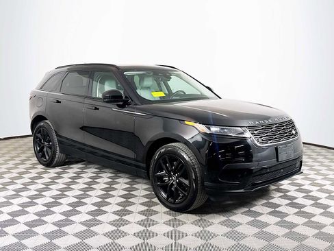 Used 2025 Land Rover Range Rover Velar S image 3
