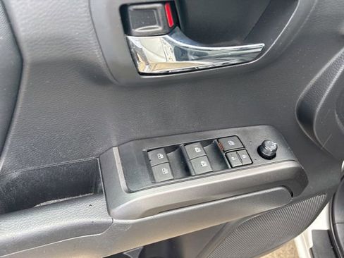 Used 2023 Toyota Tacoma TRD Off-Road AWD/4WD image 30