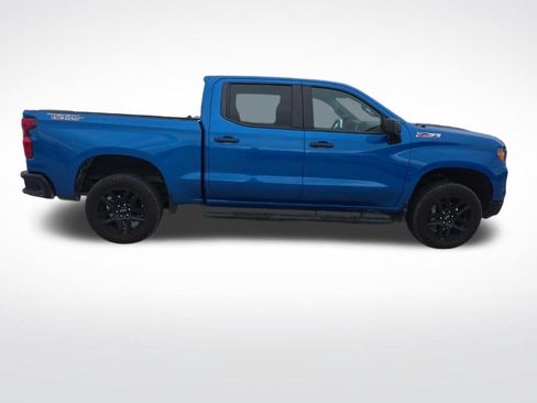 Used 2022 Chevrolet Silverado 1500 Custom Trail Boss AWD/4WD image 42