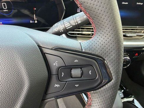 New 2026 Chevrolet Trax RS w/ Sunroof Package FWD image 9