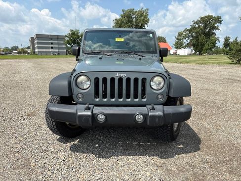 Used 2014 Jeep Wrangler Unlimited Sport w/ Quick Order Package 24S AWD/4WD image 2