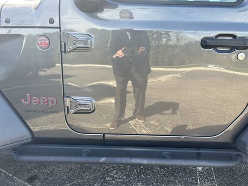 Used 2019 Jeep Wrangler Rubicon w/ Steel Bumper Group image 35