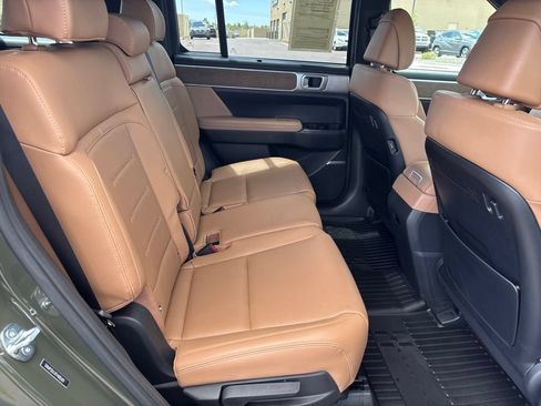 Certified 2026 Hyundai Santa Fe Limited AWD/4WD image 20