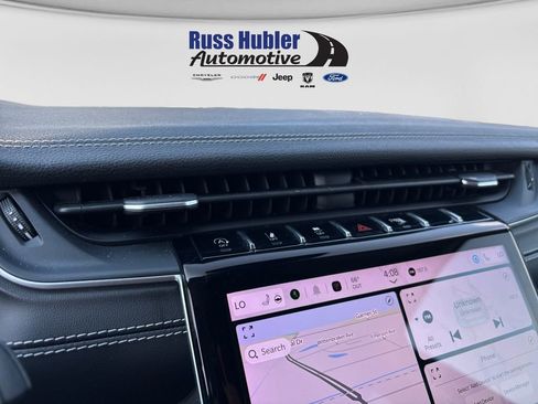 Used 2023 Jeep Grand Cherokee L Limited AWD/4WD image 14
