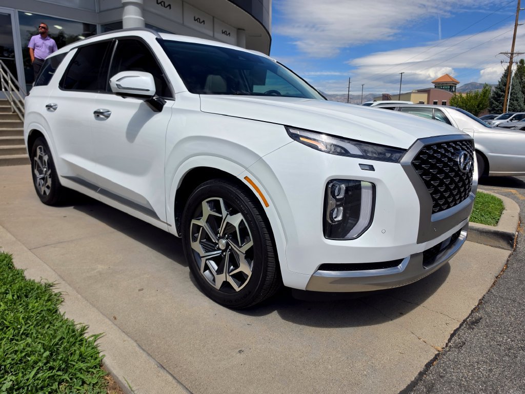 Used 2022 Hyundai Palisade Calligraphy AWD/4WD image 3