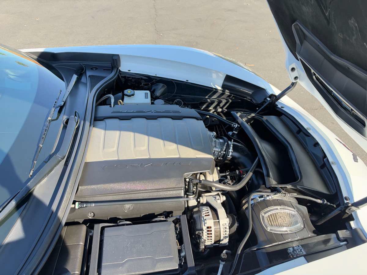 Used 2017 Chevrolet Corvette Stingray Coupe w/ 2LT Preferred Equipment Group RWD image 10