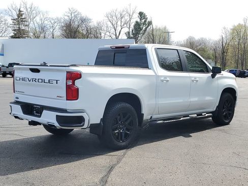 Used 2025 Chevrolet Silverado 1500 RST image 3