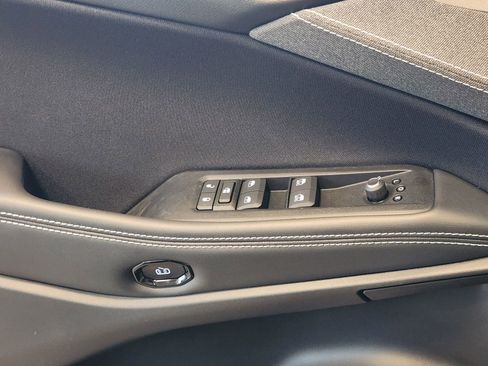 New 2026 Jeep Cherokee Laredo AWD/4WD image 17