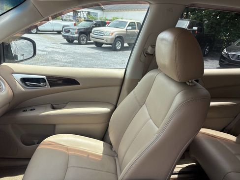 Used 2013 Nissan Pathfinder SL FWD image 15