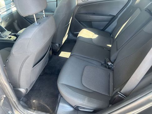 Used 2025 Kia Sportage LX FWD image 24