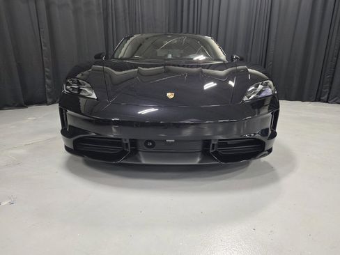 New 2026 Porsche Taycan GTS image 2
