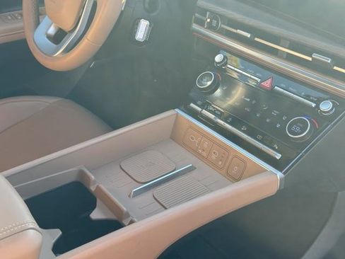 Used 2025 Hyundai Santa Fe Limited image 31