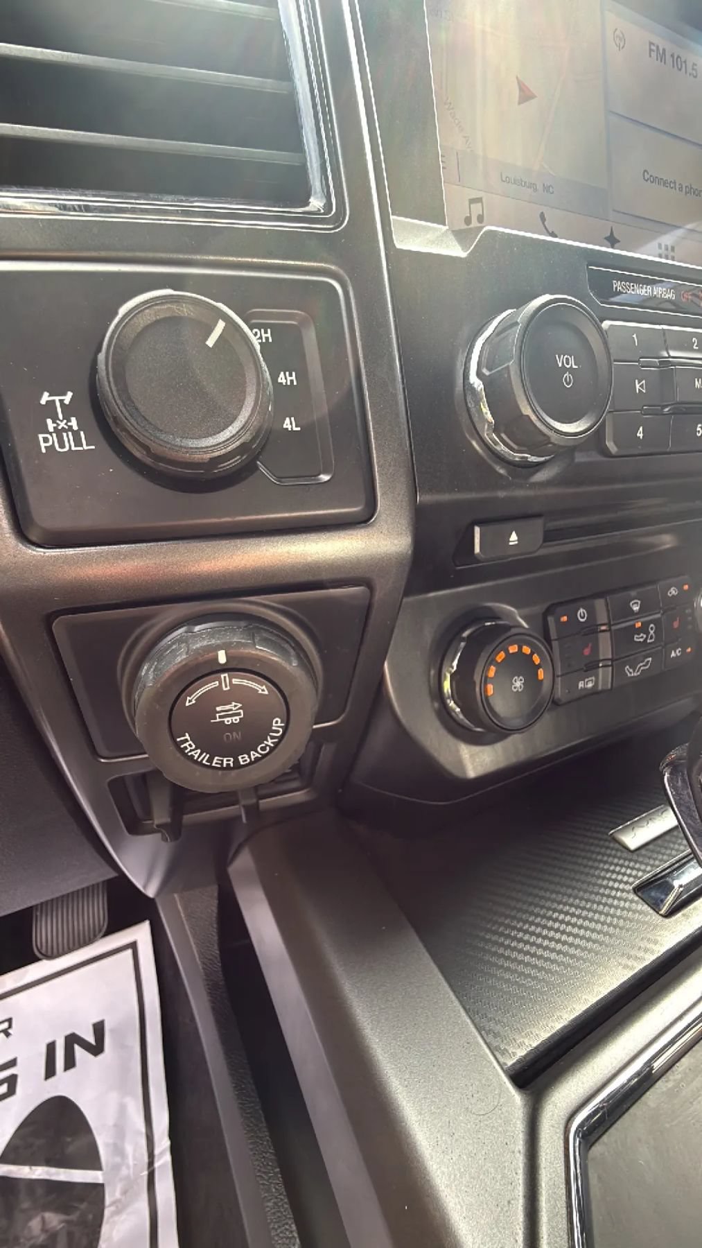 Used 2018 Ford F150 XLT w/ Equipment Group 302A Luxury AWD/4WD image 21