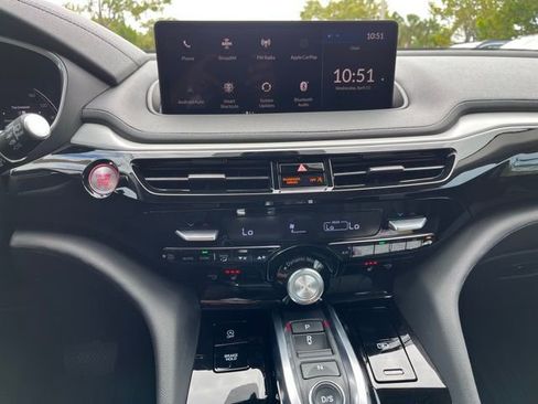 Used 2024 Acura MDX FWD image 10