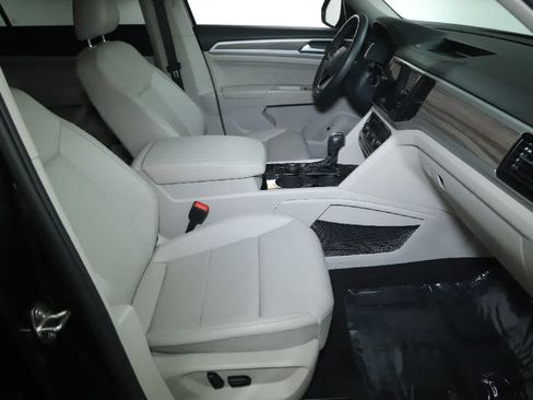Certified 2023 Volkswagen Atlas SEL AWD/4WD image 38