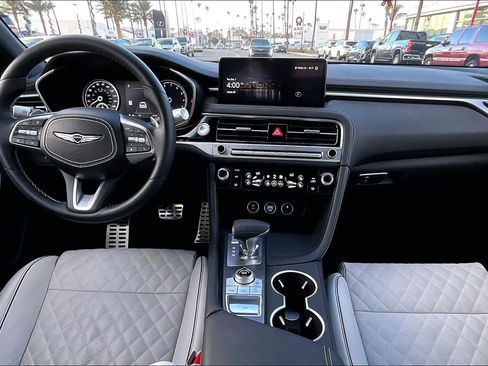 Used 2024 Genesis G70 3.3T Advanced w/ Sport Prestige Package image 15