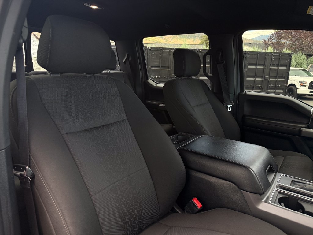 Used 2019 Ford F150 XLT w/ Equipment Group 302A Luxury AWD/4WD image 45