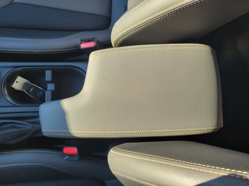 Used 2023 Subaru Crosstrek 2.5i Sport image 16