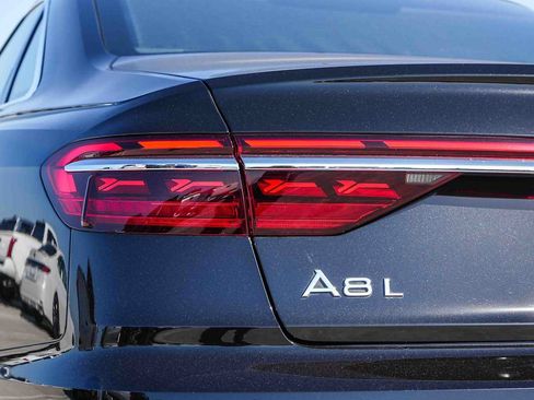 Used 2025 Audi A8 L 3.0T AWD/4WD image 10