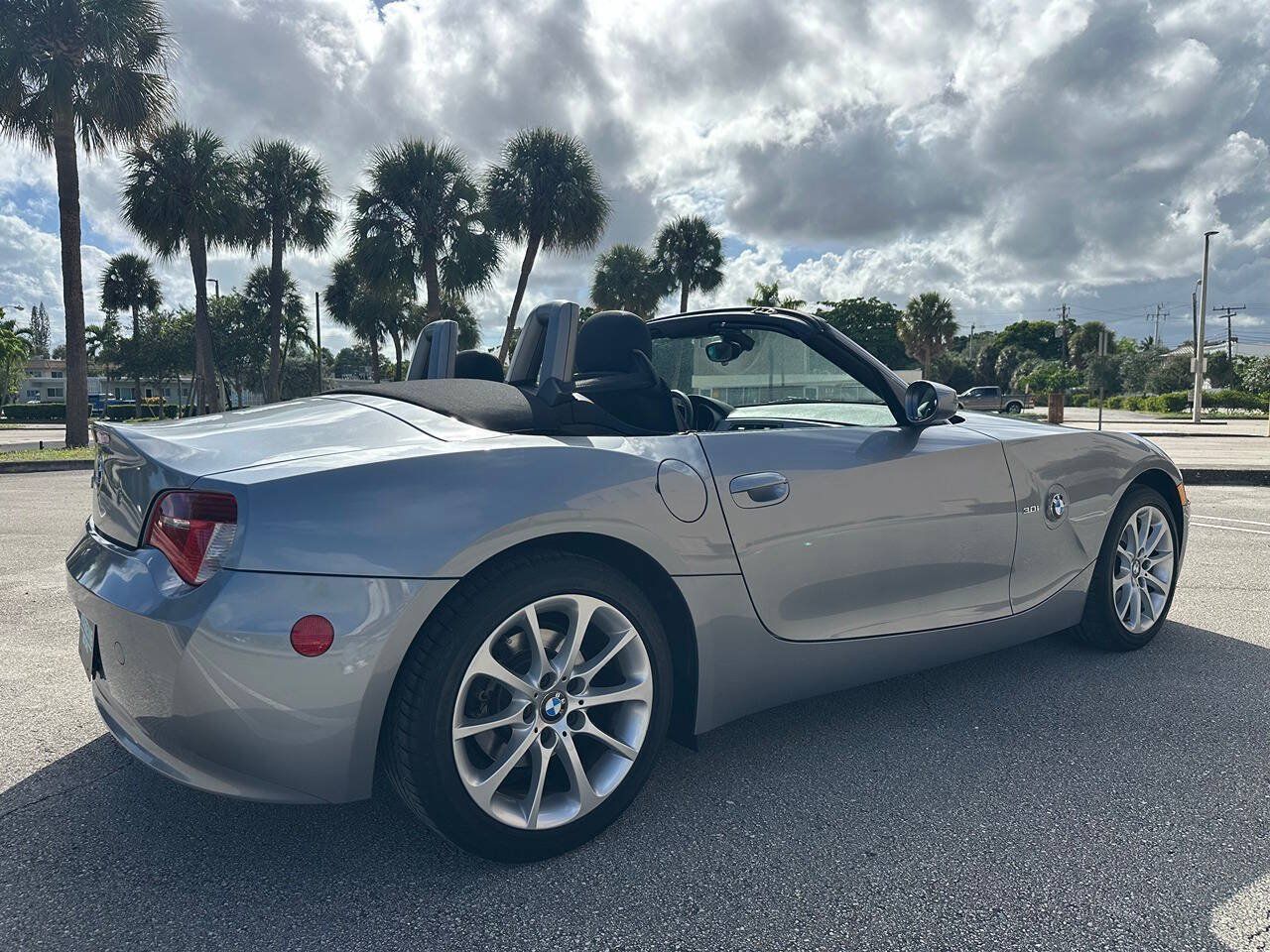 Used 2006 BMW Z4 3.0i RWD image 20