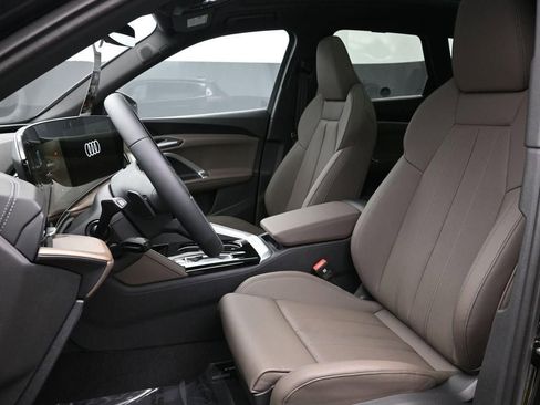 New 2025 Audi Q5 Premium Plus image 8