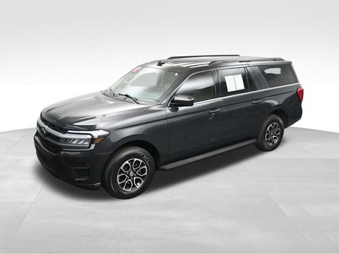 Used 2023 Ford Expedition Max XLT AWD/4WD image 38