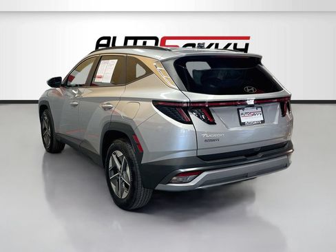 Used 2025 Hyundai Tucson SEL AWD/4WD image 5
