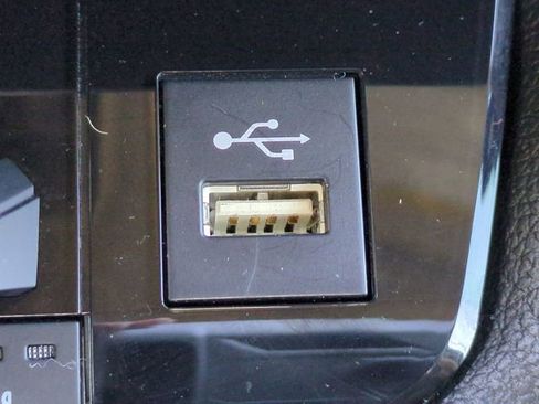 Used 2024 Toyota Tundra Limited image 22