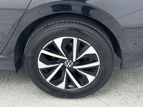 Used 2023 Volkswagen Jetta S image 38